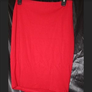Red bodycon skirt in Large